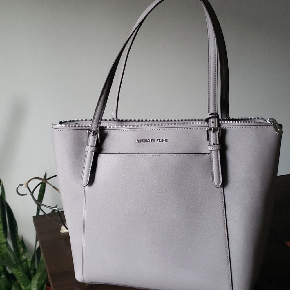 Michael Kors tote and card holder